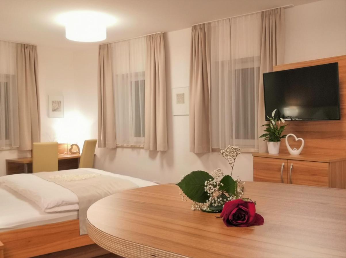 Hotel Mauernboeck Rottenbach エクステリア 写真